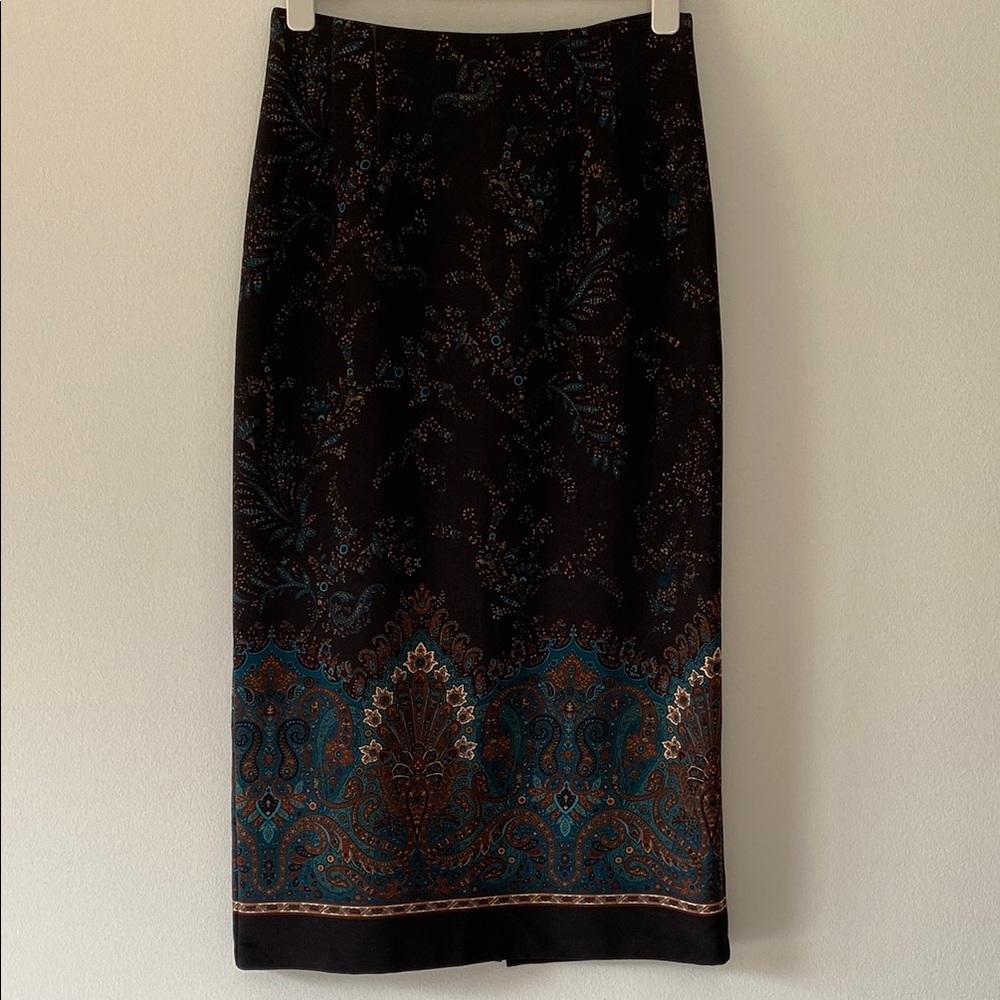 Vintage Leslie Fay Elegant Black and Teal Patterned Skirt Size 10